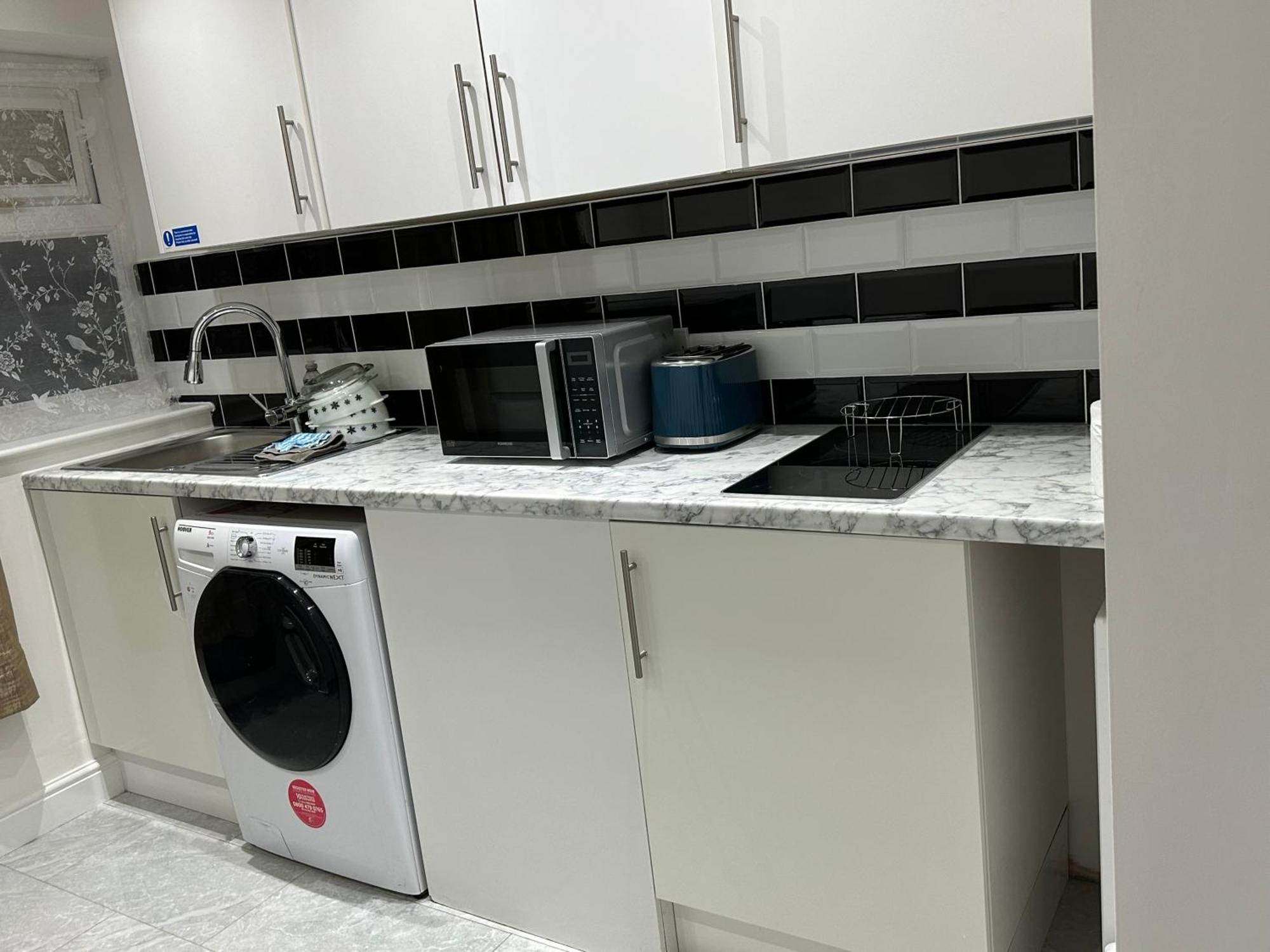 4Th Studio Flat With Private Own Bathroom A London Luxury Family Home Setup And Furnished With Double Bed Plus A Double Futon-Sofa Bed A Single Futon Bed A Baby Cot And Garden And Free Parking Exteriér fotografie