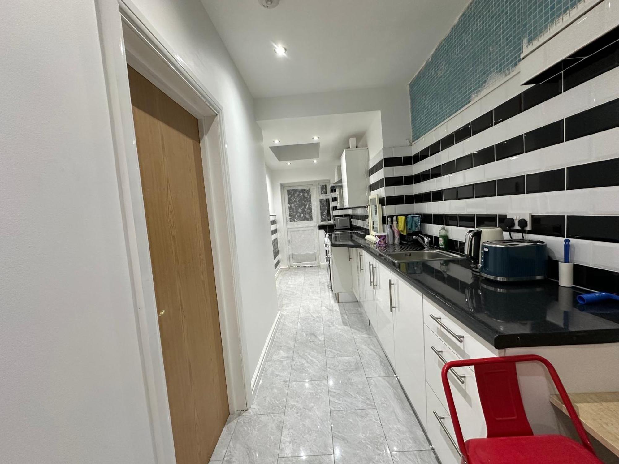 4Th Studio Flat With Private Own Bathroom A London Luxury Family Home Setup And Furnished With Double Bed Plus A Double Futon-Sofa Bed A Single Futon Bed A Baby Cot And Garden And Free Parking Exteriér fotografie